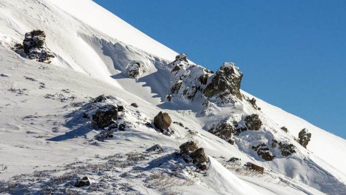 甘孜雪山遇难者系中学体育老师