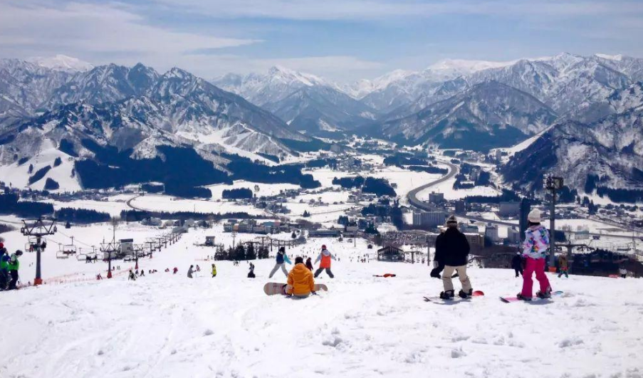 中国籍游客在日本滑雪场遇难